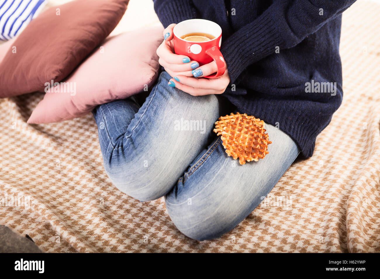Tea cup in woman hands Stock Photo Alamy