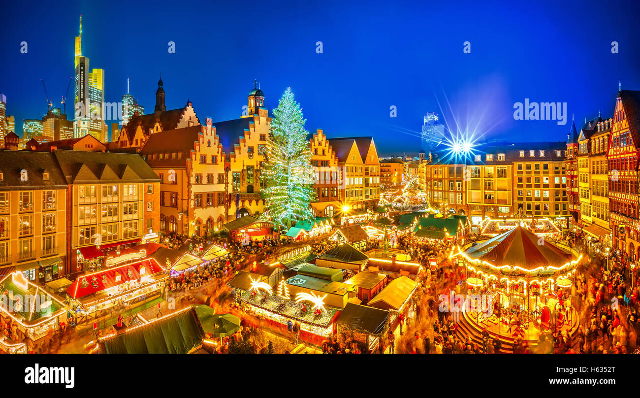 Christmas market in Frankfurt Stock Photo Alamy