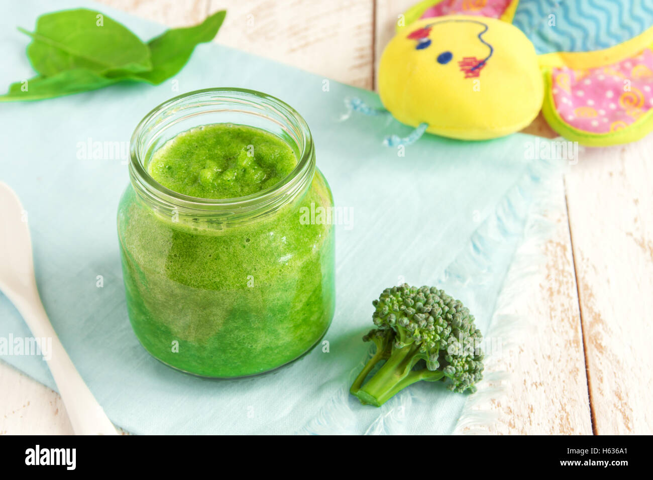 Baby food organic green broccoli and spinach puree Stock Photo Alamy