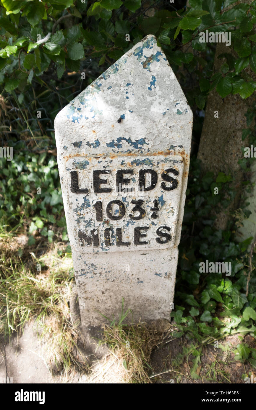 Leeds Liverpool Canal Mile Stone Marker Stock Photo