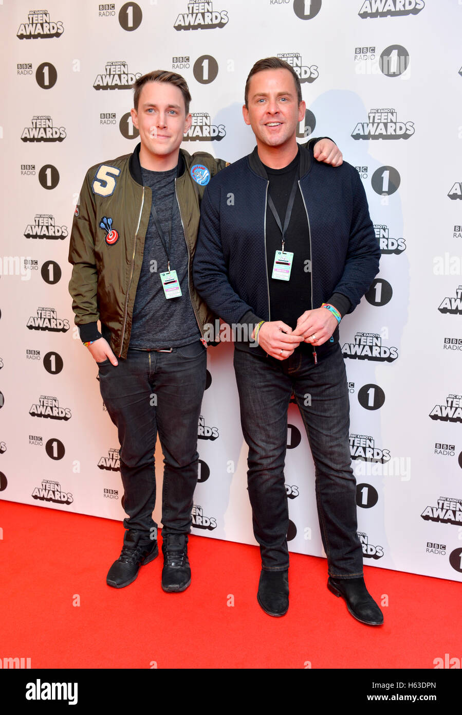 Chris Stark and Scott Mills attending the BBC Radio 1 Teen Awards, held at  the SSE Wembley Arena in London. See PA Story SHOWBIZ Teen Stock Photo -  Alamy