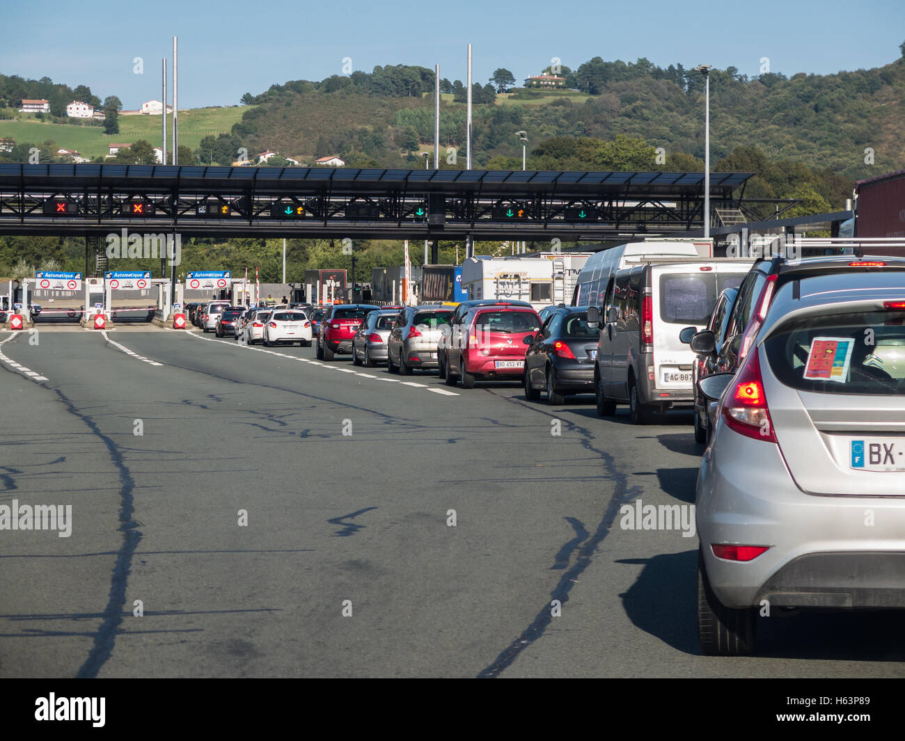 IRUN, SPAIN - SEP 28 2016.  Long queues at the border crossing between Spain and France after rising tension in France following Stock Photo