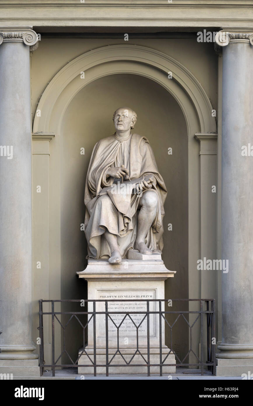 Florence. Italy. Statue of architect Filippo Brunelleschi (1377-1446), on Piazza del Duomo. Stock Photo