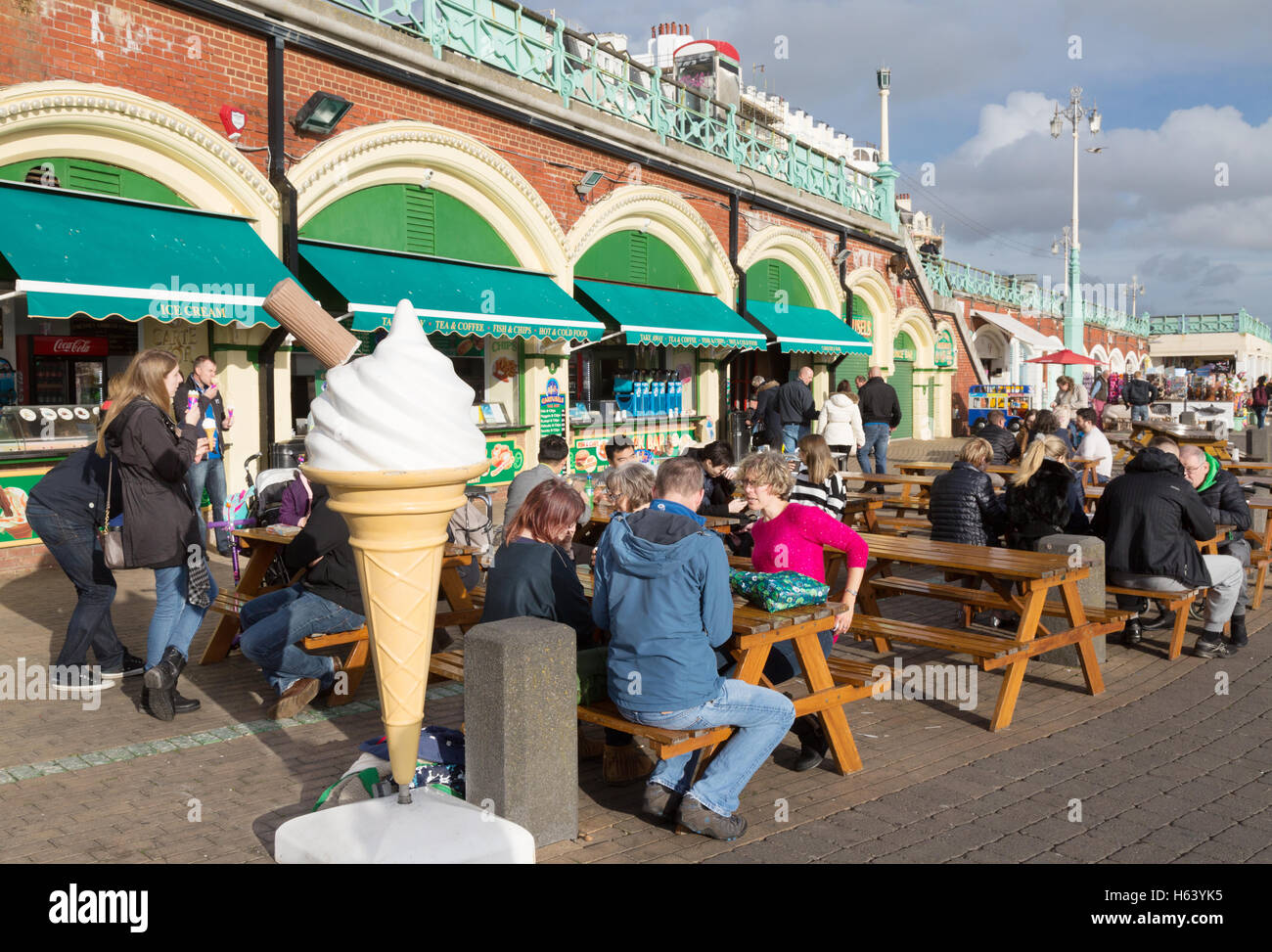 Seaside ice cream parlour cafe, Brighton seafront, Brighton, East Sussex, England UK Stock Photo