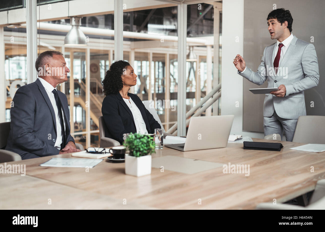Boss planning hi-res stock photography and images - Alamy