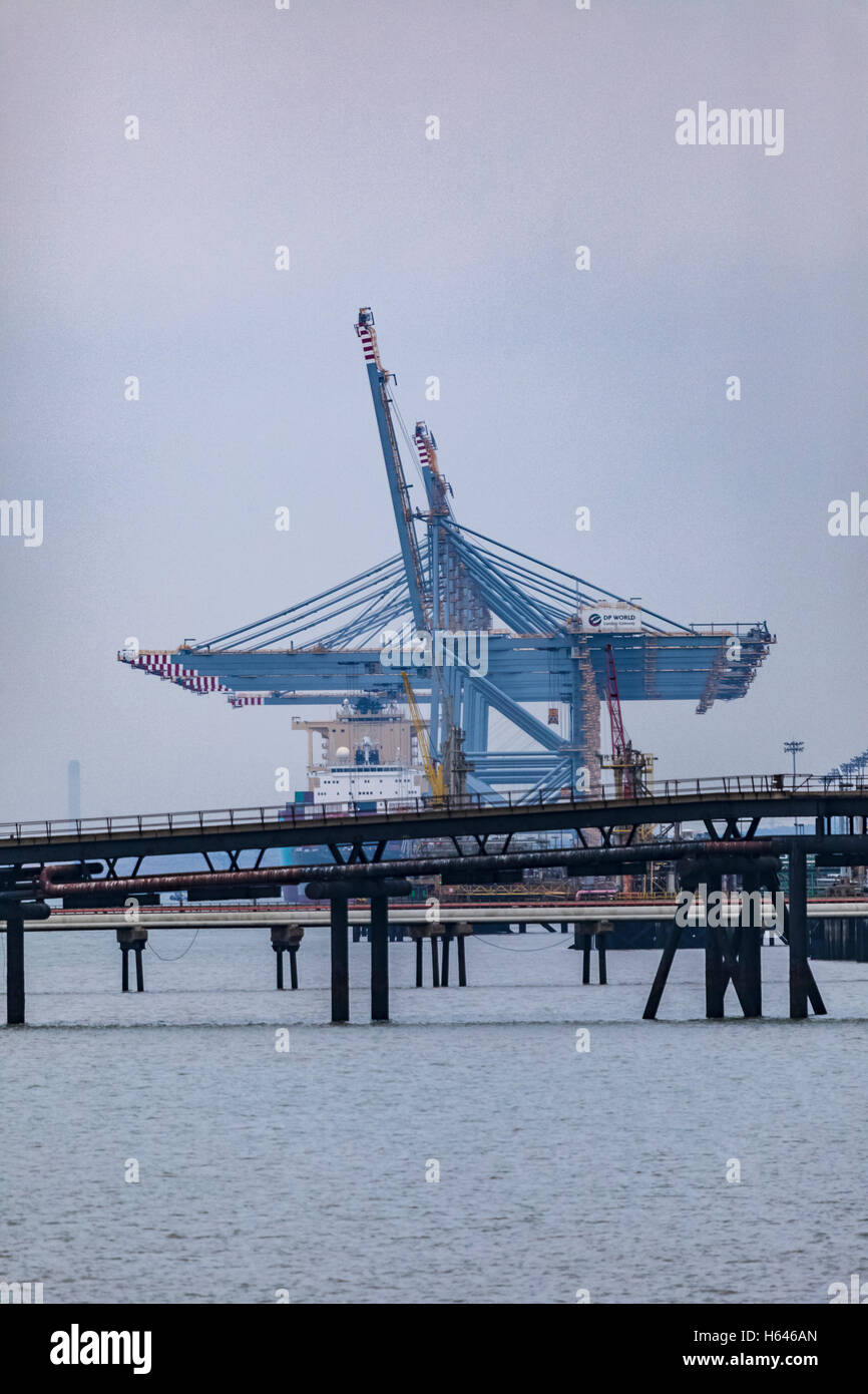 London Gateway Viewed from Canvey Island Across Hole Haven Creek Stock