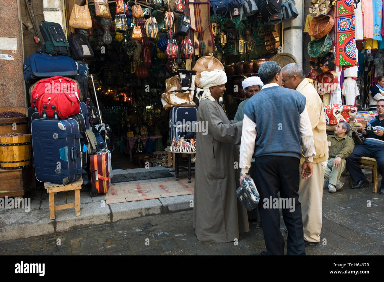 khan el khalili bazaar cairo egypt