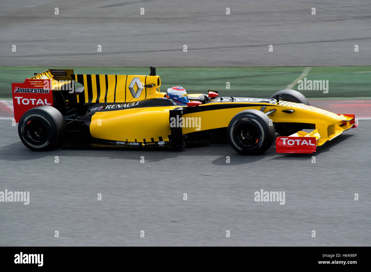 Motorsports, Vitaly Petrov, RUS, in the Renault R30 race car, Formula 1 ...