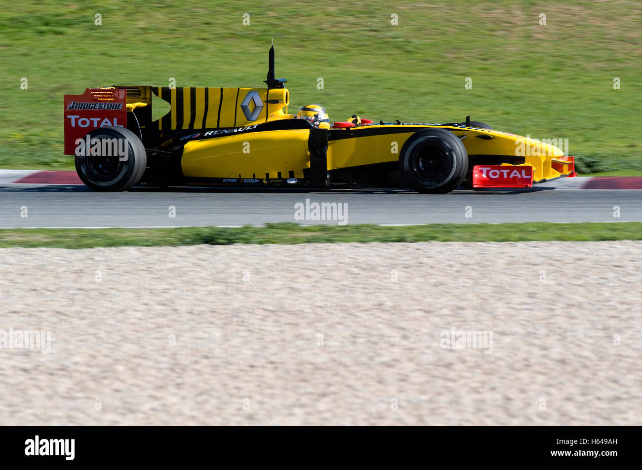 Motorsport, Robert Kubica, POL, in the Renault R30 race car, Formula 1 testing at the Circuit de Catalunya race track in Stock Photo