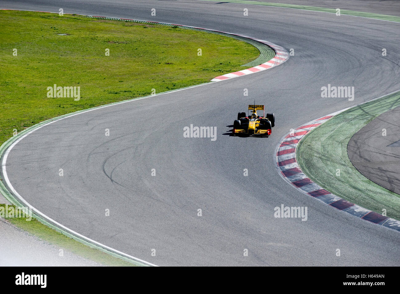 Motorsport, Robert Kubica, POL, in the Renault R30 race car, Formula 1 testing at the Circuit de Catalunya race track in Stock Photo