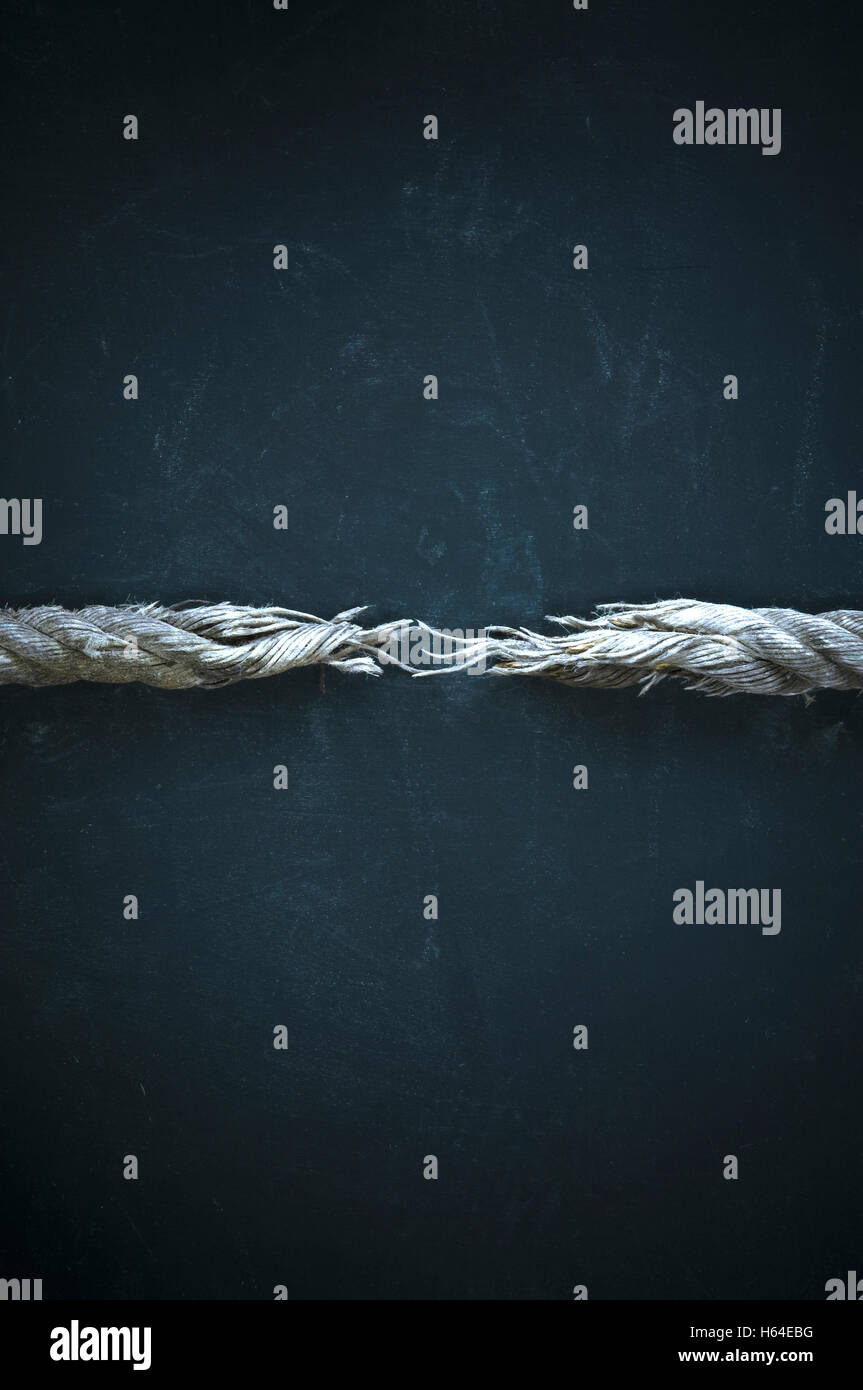 Rope ripping Stock Photo Alamy