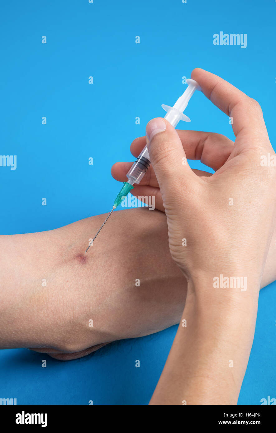 Drug in syringe hires stock photography and images Alamy