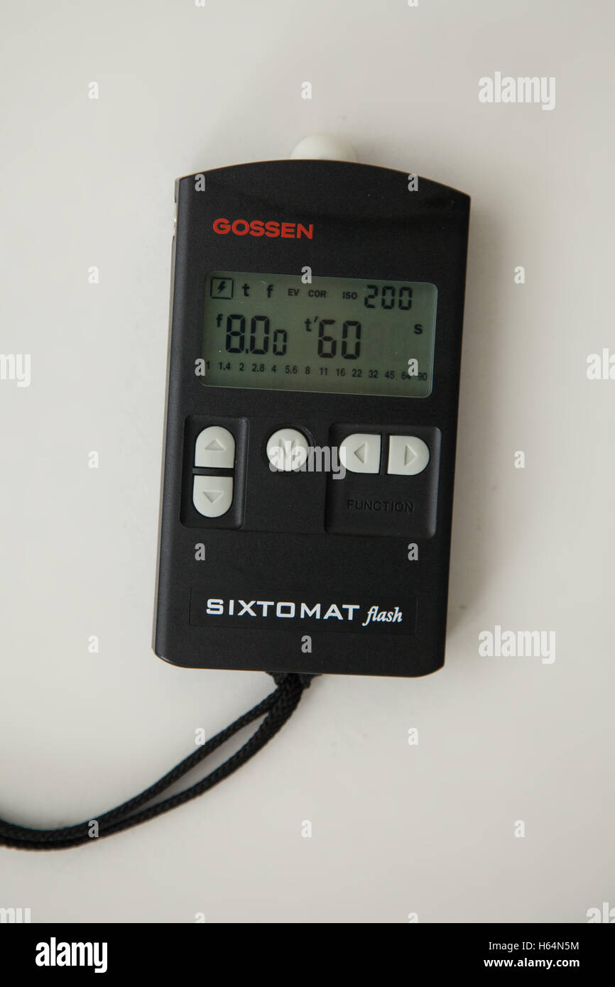 A digital flash and light meter, Gossen Sixtomat Stock Photo - Alamy