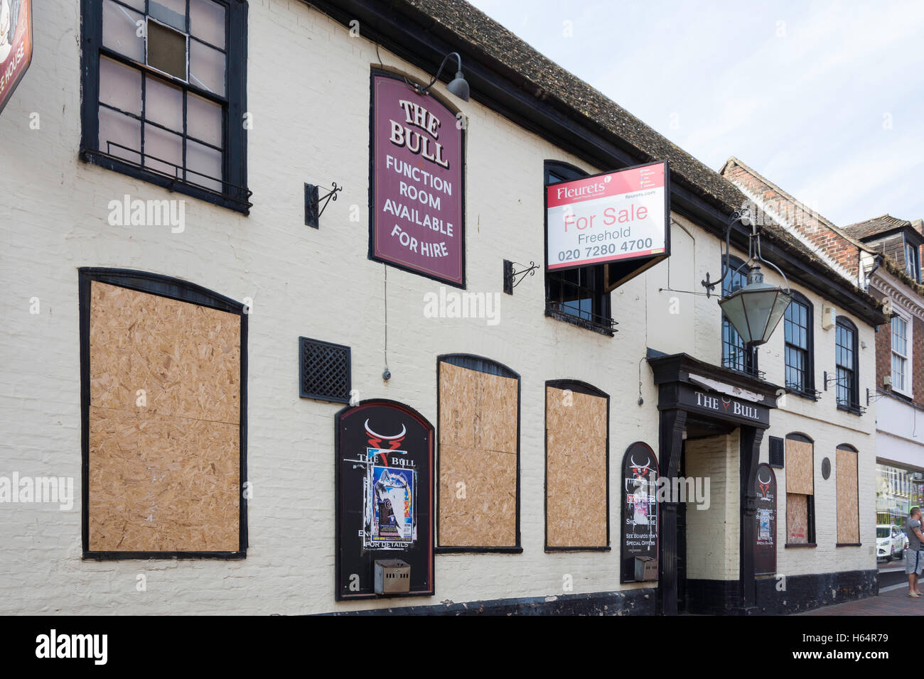 The closed down Bull Inn, Sittingbourne High Street, Sittingbourne, Kent, England, United Kingdom Stock Photo