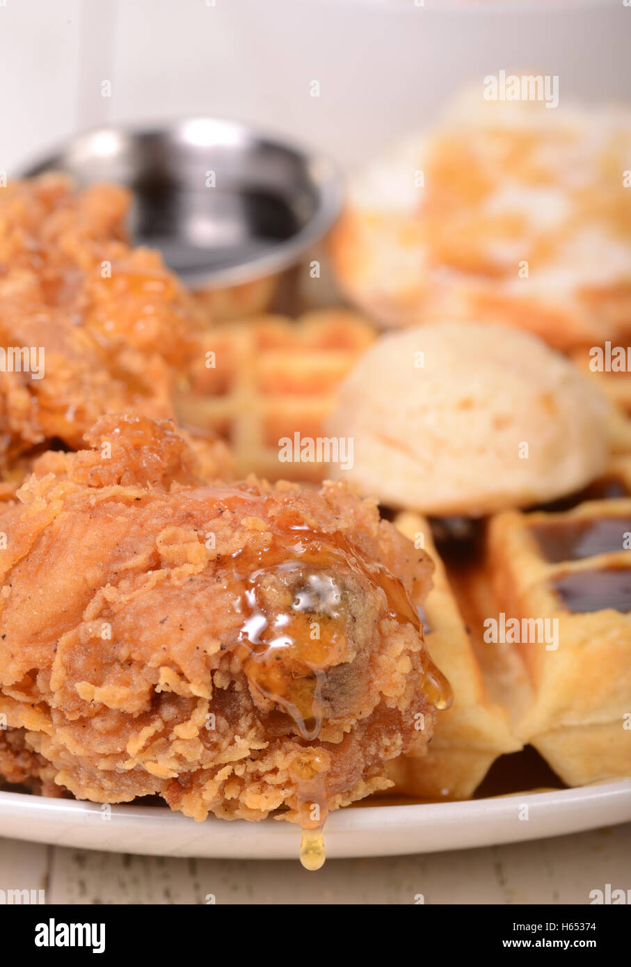 American soul food chicken and waffles hires stock photography and