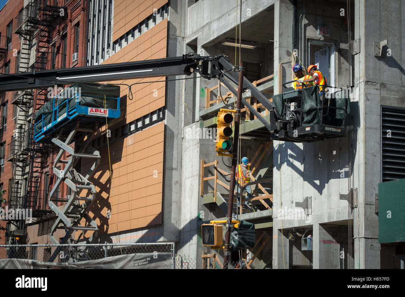 Second avenue subway construction hi-res stock photography and images ...
