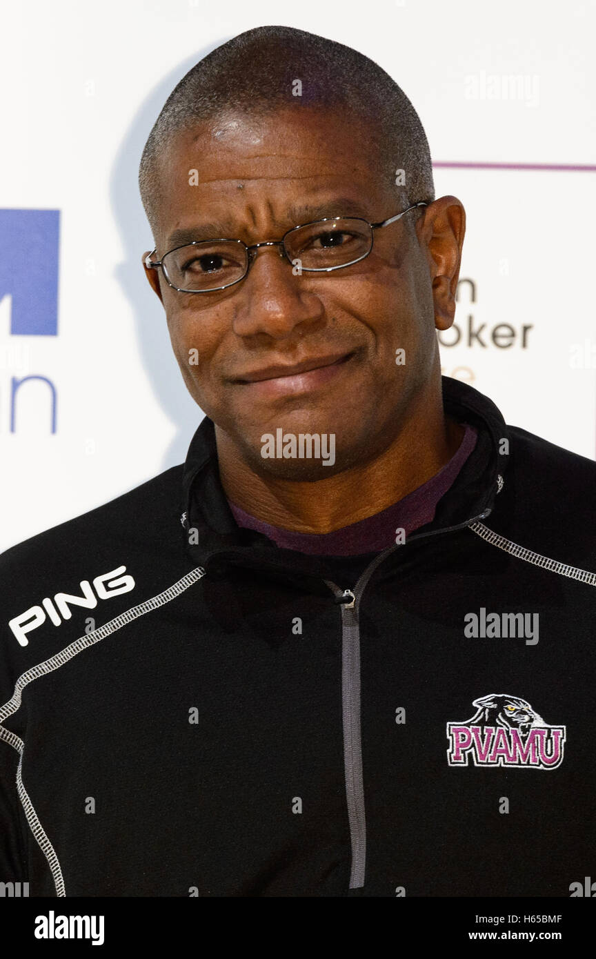 London, UK. 24th Oct, 2016. Author Paul Beatty attends the Man Booker Prize for Fiction photocall. London, UK. Credit:  Raymond Tang/Alamy Live News Stock Photo
