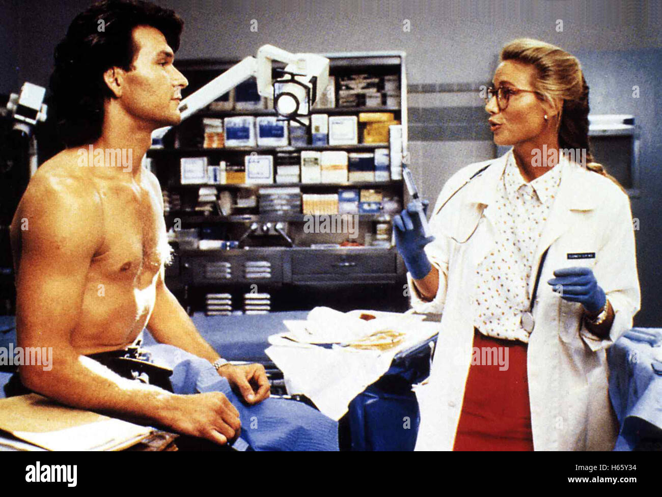 Road house 1989 kelly lynch hi-res stock photography and images - Alamy