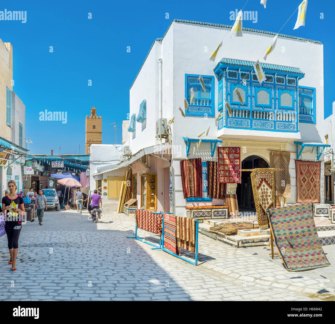 The city is the centre of rug manufacturing in Tunisia, so here locates
