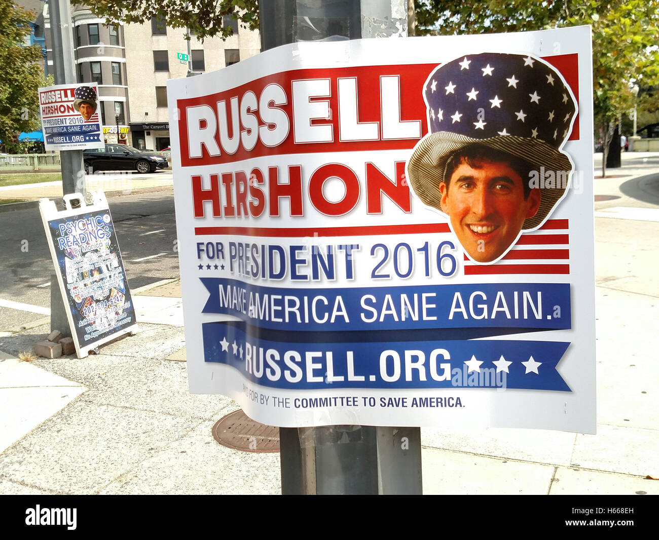 2016 U.S. Presidential Campaign Candidate Russell Hirshon promotes charitable giving over political contributions. Stock Photo