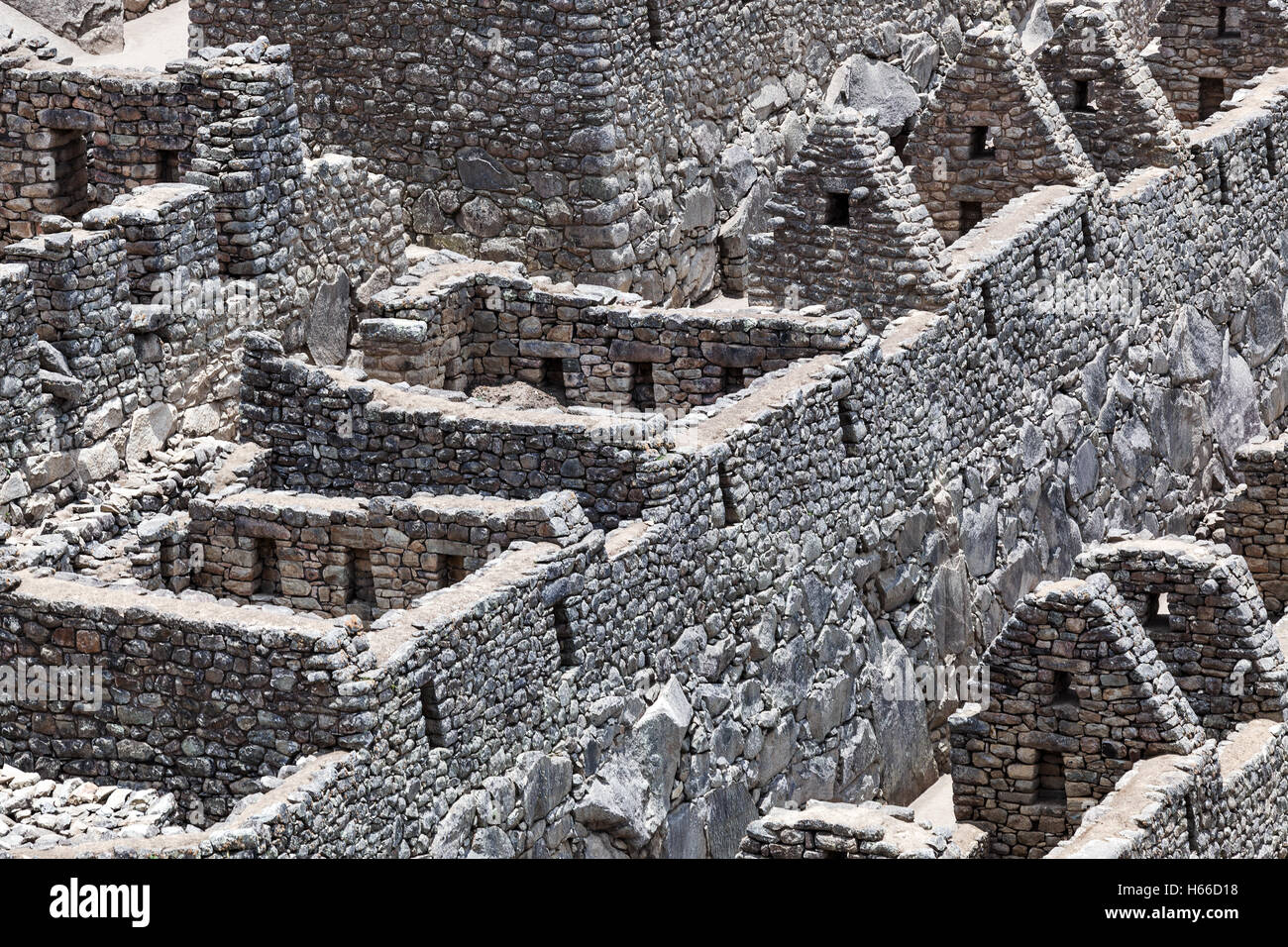 ruin walls and houses to Machu Picchu Stock Photo - Alamy