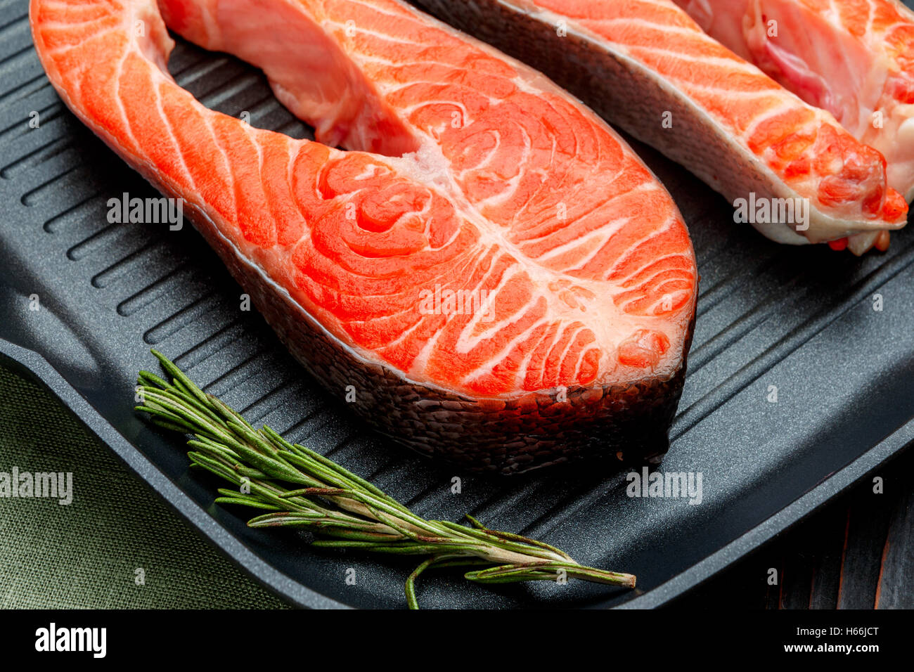 Fresh Raw Salmon Red Fish Steak Stock Photo - Alamy