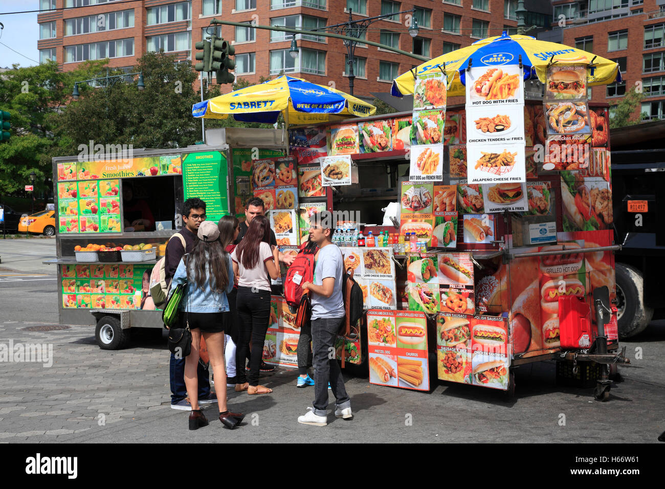 Mobile snack bar lower manhattan hires stock photography and images
