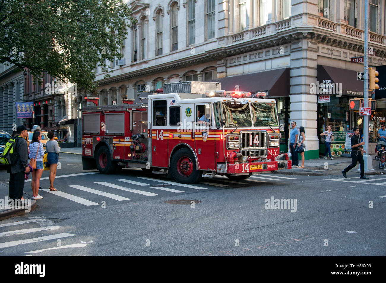 New York fire department, fire engine, FDNY, intersection of Broadway
