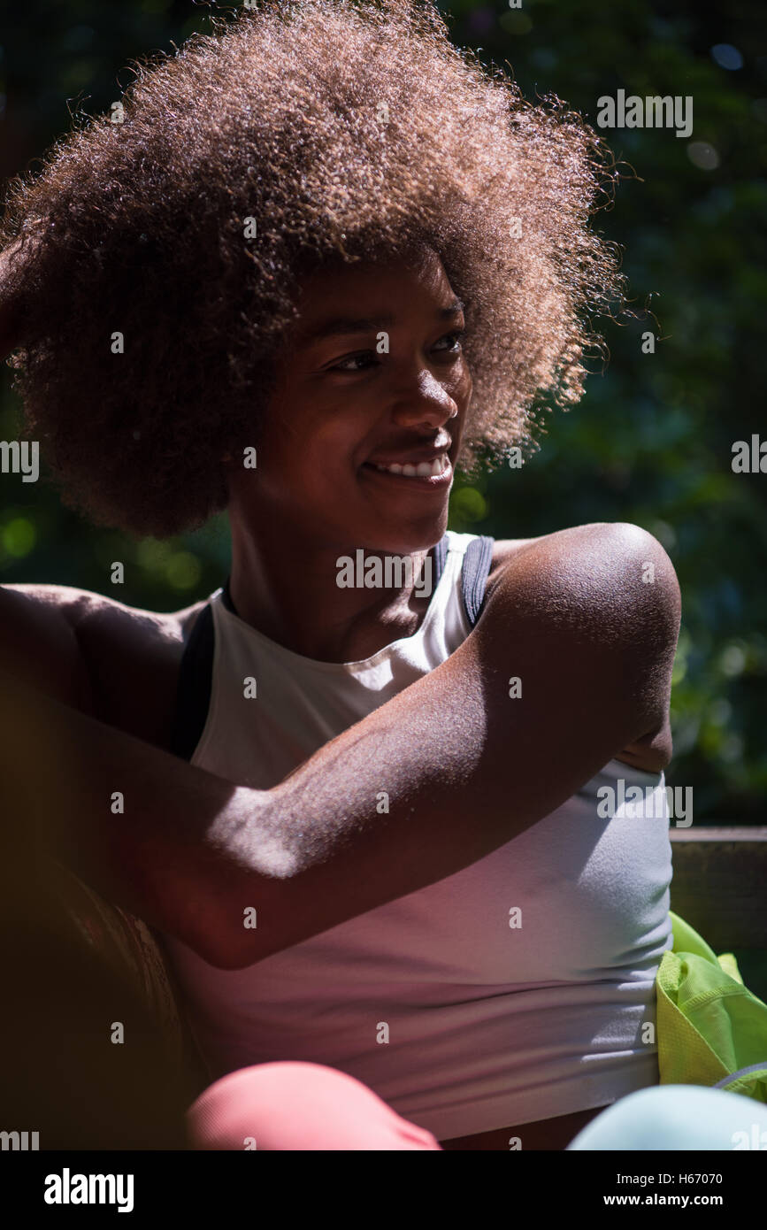 Close up portrait of a beautiful young african american woman smiling ...