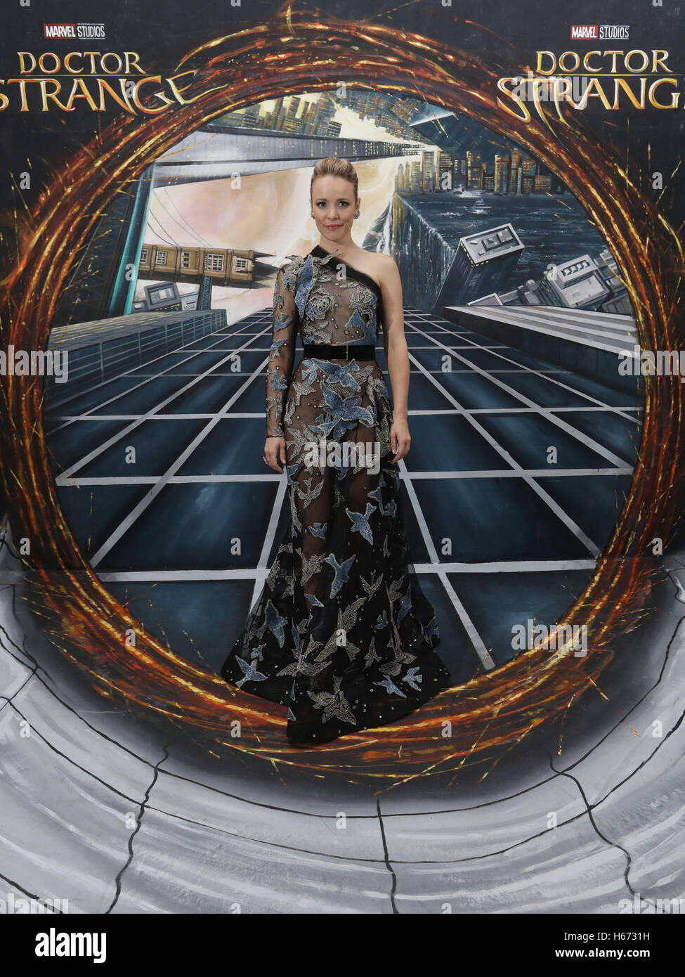Rachel McAdams poses in front of a Dr Strangeinspired 3D portal