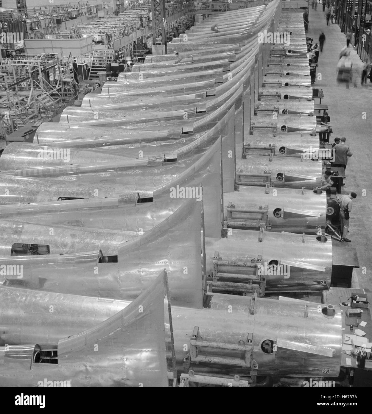 Row of Tail Sections of B-17F Bomber Ready for Assembly at Boeing Plant, Seattle, Washington, USA, Andreas Feininger for Office of War Information, December 1942 Stock Photo