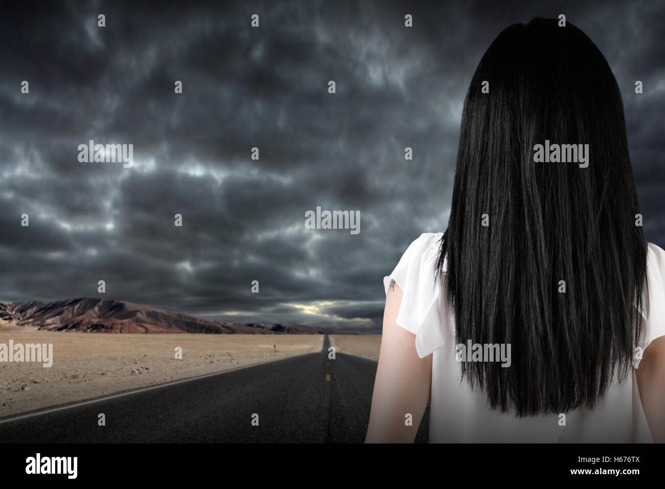 Dark and stormy look hi-res stock photography and images - Alamy
