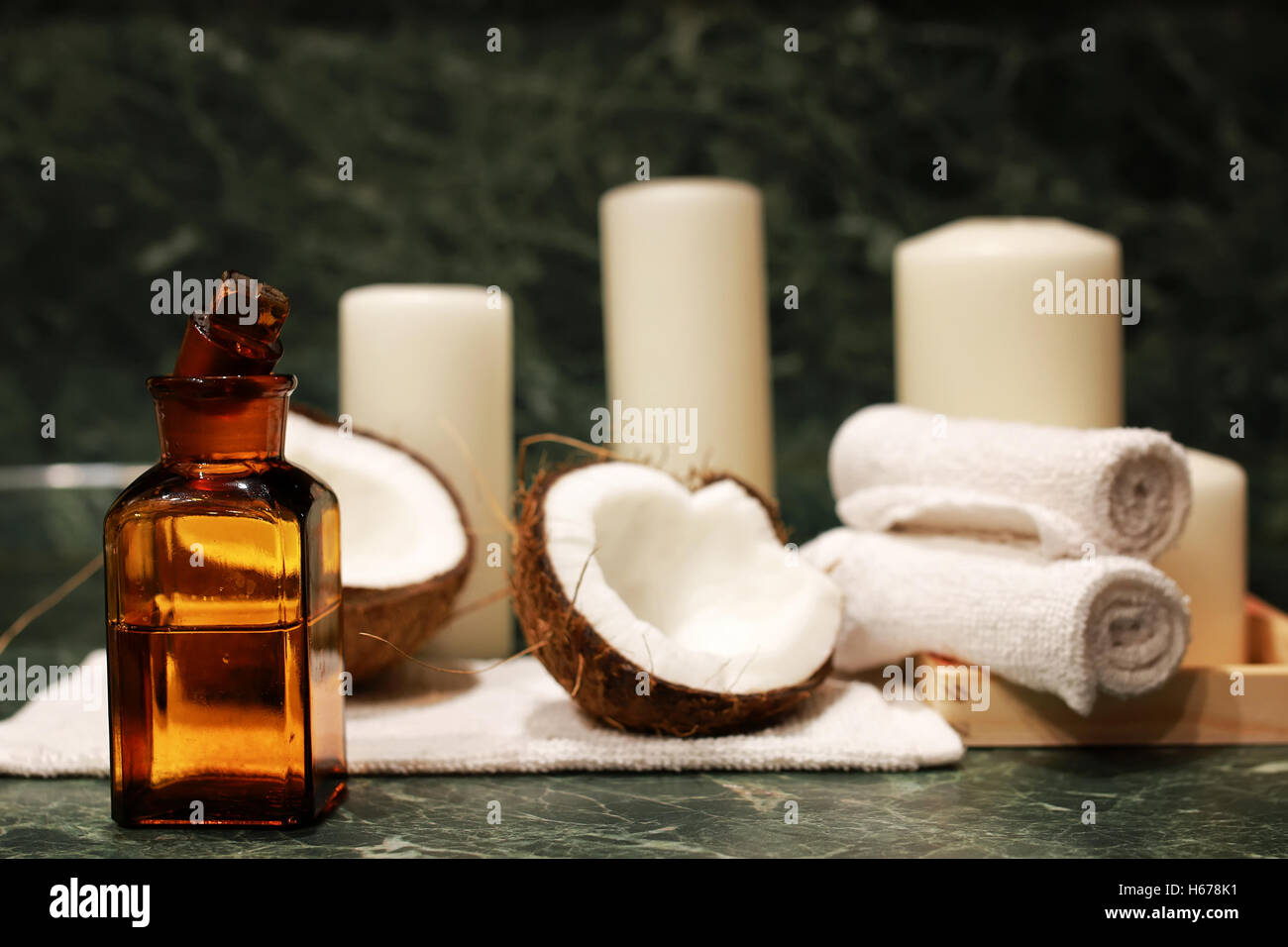 candles spa coconut oil Stock Photo Alamy