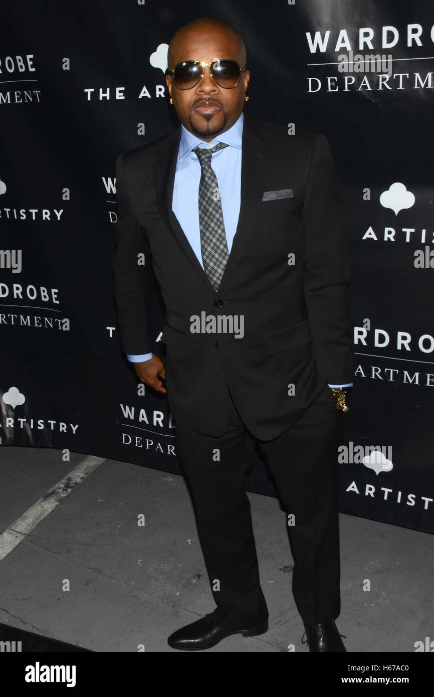 Jermaine Dupri arrives at the Wardrobe Department LA grand opening in