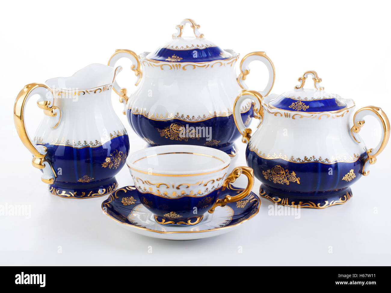 hungarian,porcelain,ceramic,famous,teapot,tea bowl,sugar,bowl,cutlery