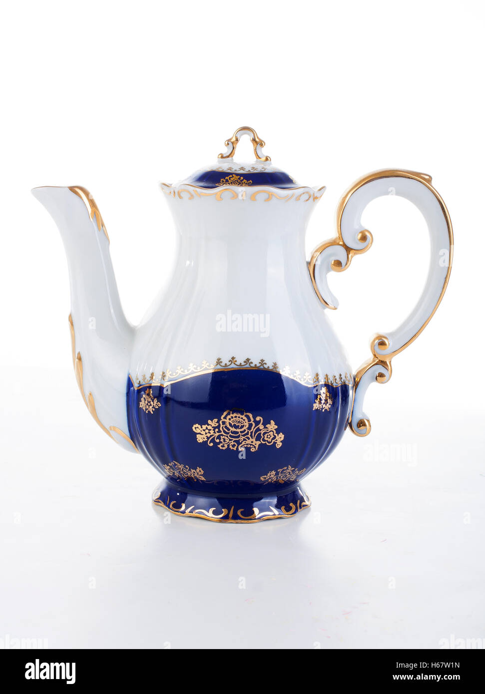 hungarian,porcelain,ceramic,famous,teapot,tea bowl,sugar,bowl,cutlery