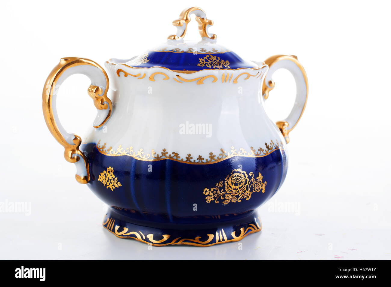 hungarian,porcelain,ceramic,famous,teapot,tea bowl,sugar,bowl,cutlery