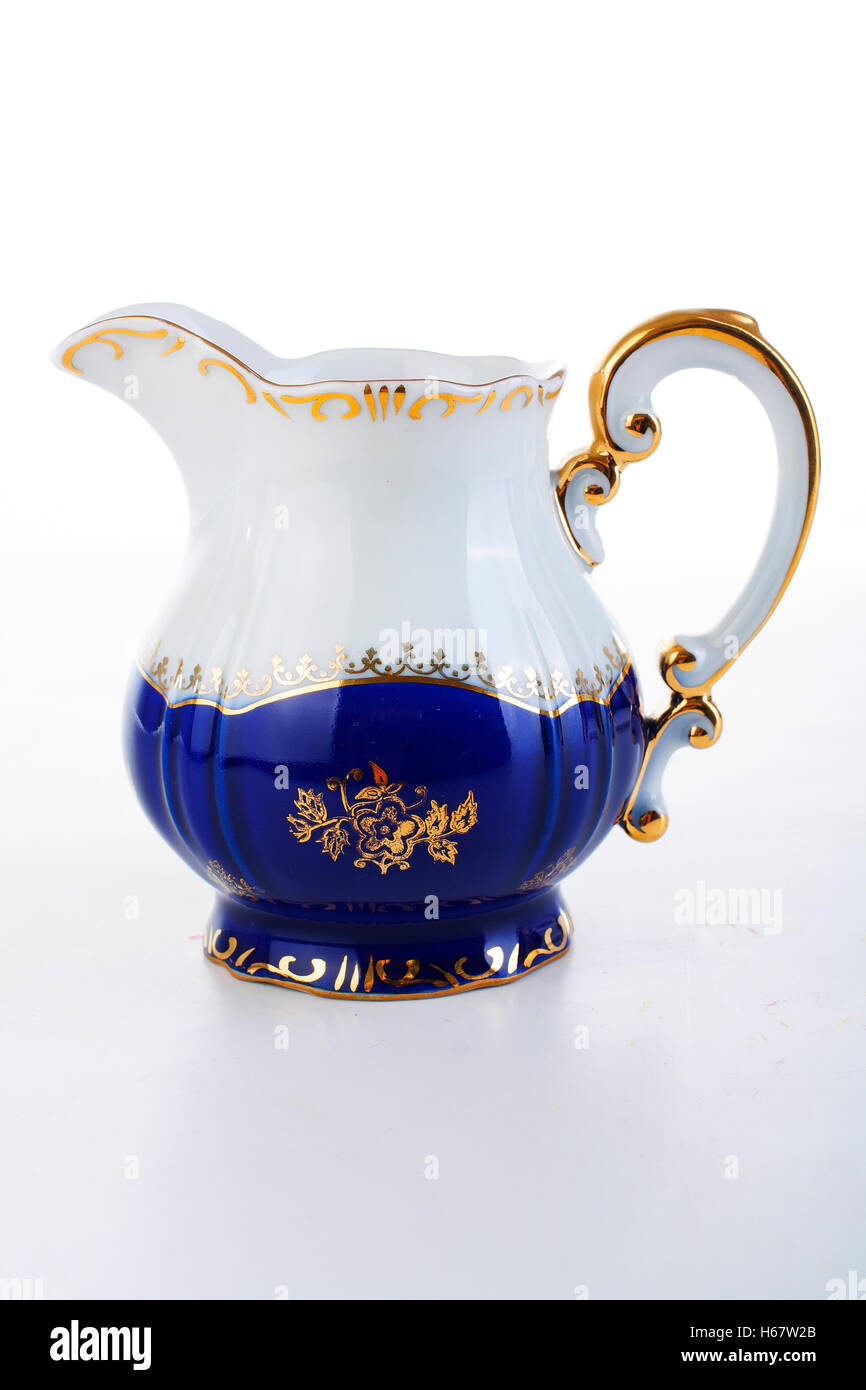 hungarian,porcelain,ceramic,famous,teapot,tea bowl,sugar,bowl,cutlery