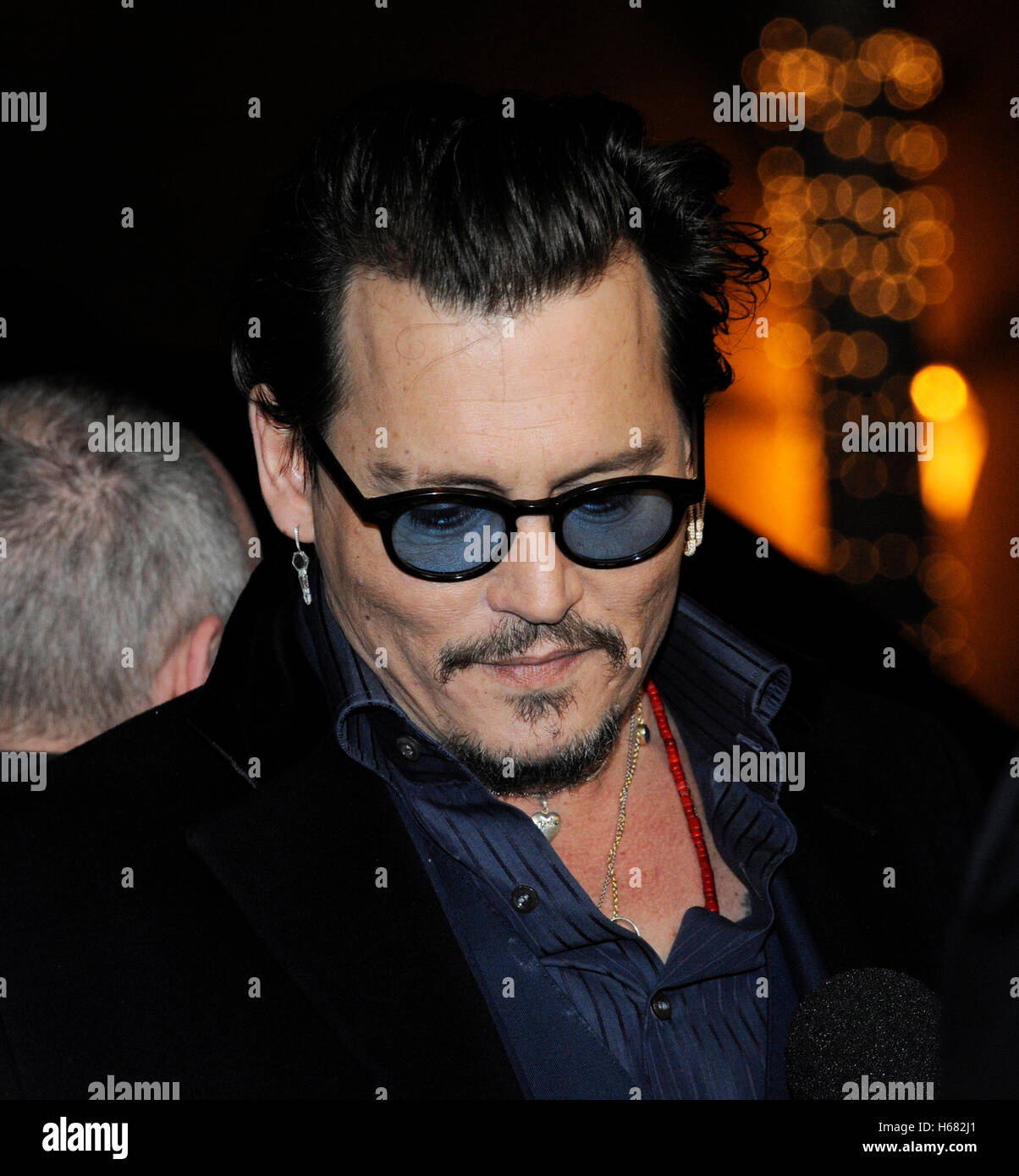 Actor Johnny Depp arrives at the Maltin Modern Master award tribute ...