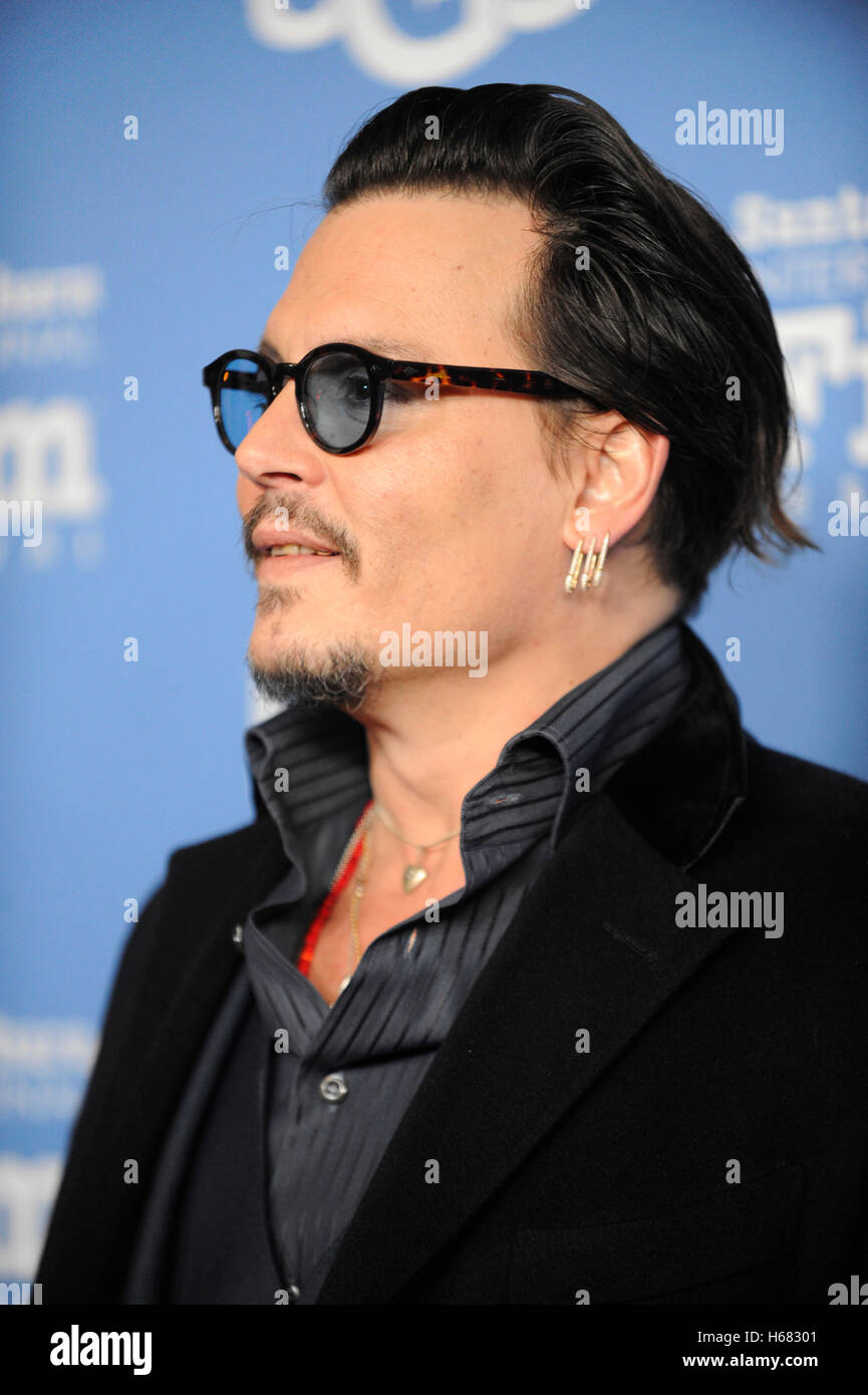 Actor Johnny Depp arrives at the Maltin Modern Master award tribute ...