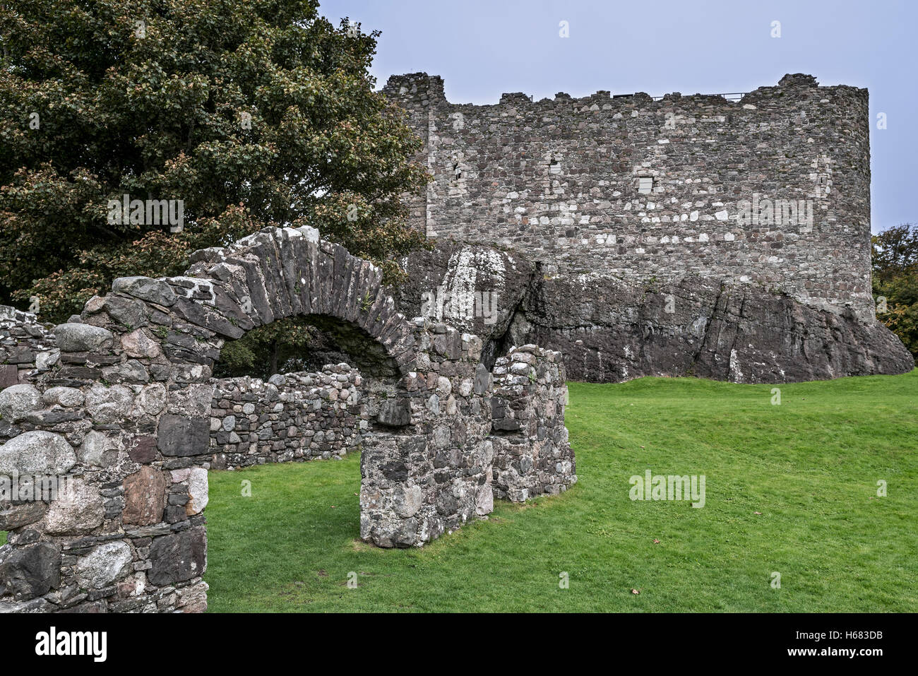 Dunstaffnage Castle built by the MacDougall lords of Lorn in Argyll and Bute, western Scottish Highlands, Scotland Stock Photo