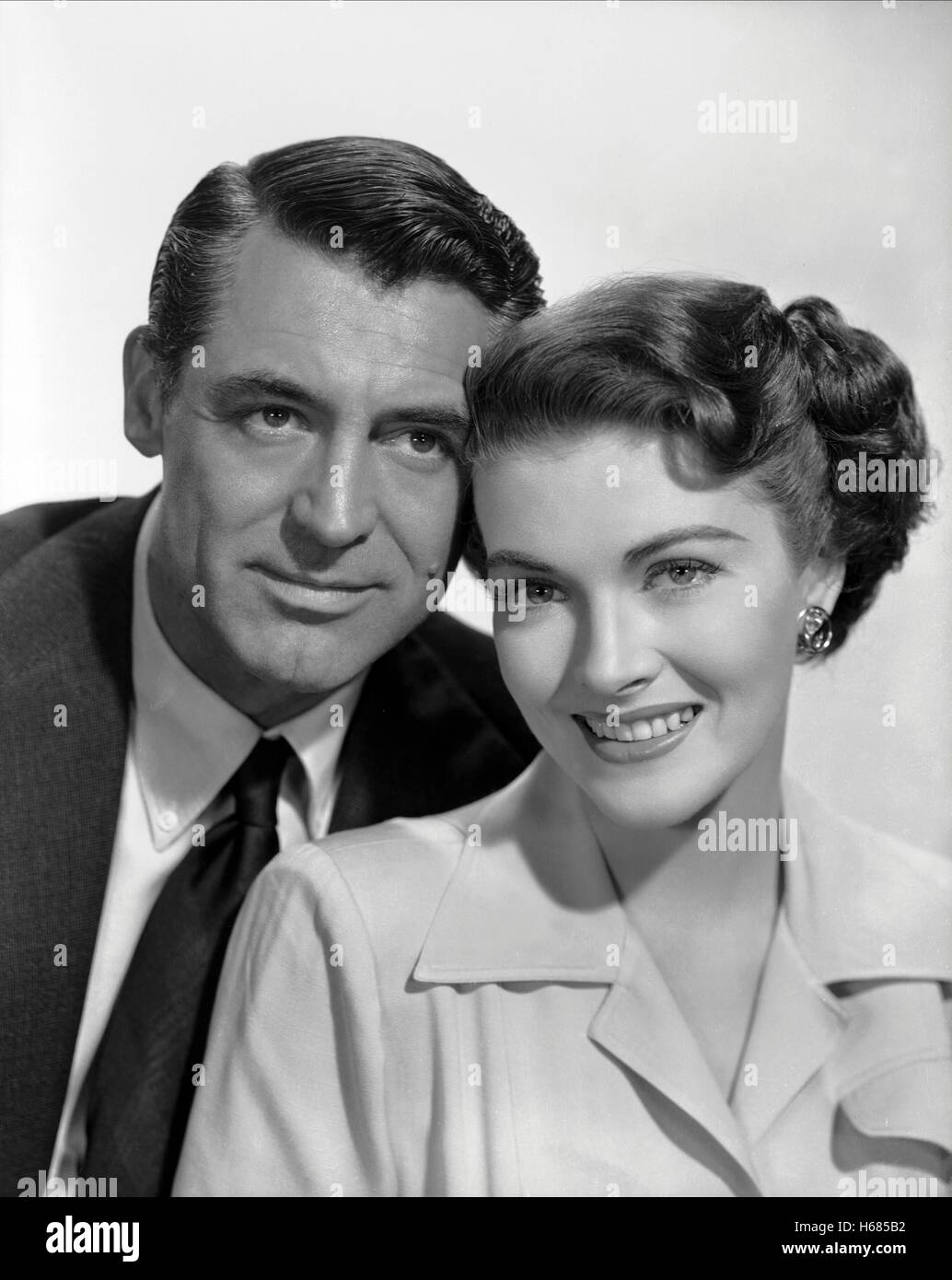 CARY GRANT, PAULA RAYMOND, CRISIS, 1950 Stock Photo - Alamy