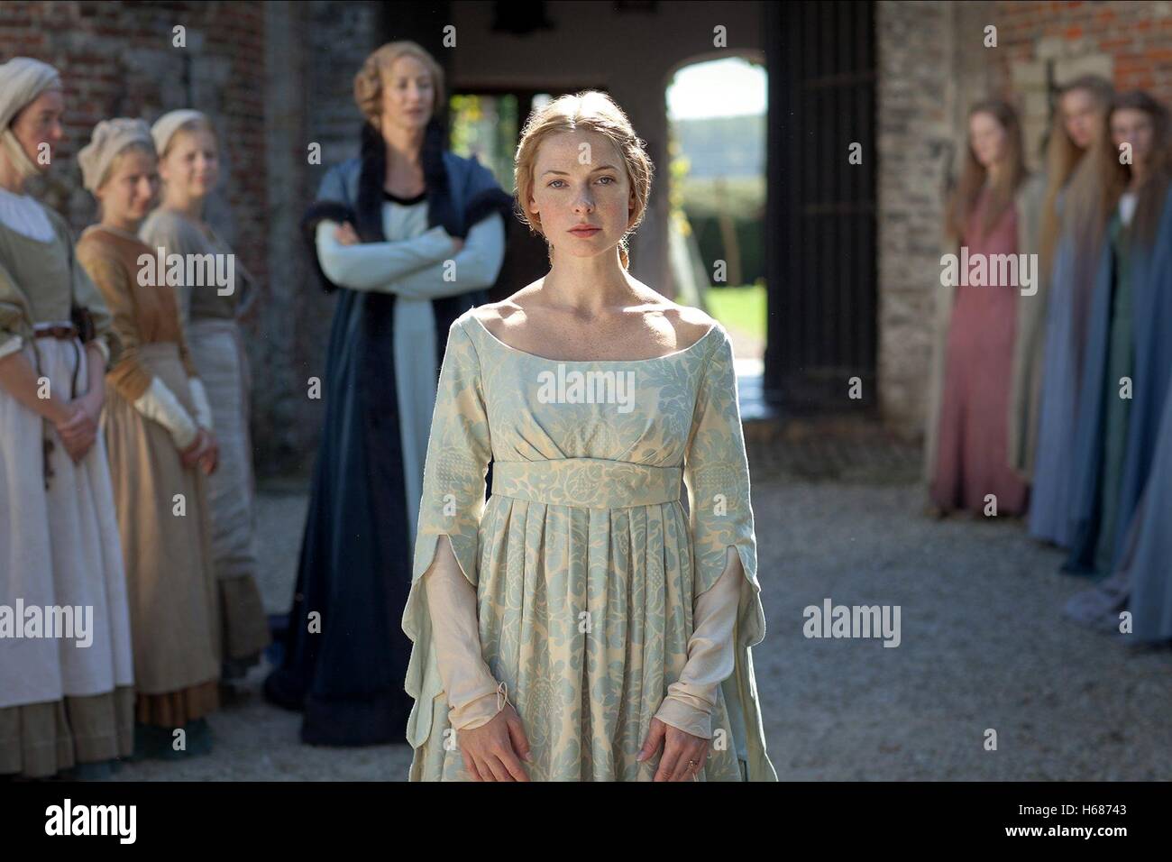 Keri sable punching balls Rebecca ferguson in the white queen