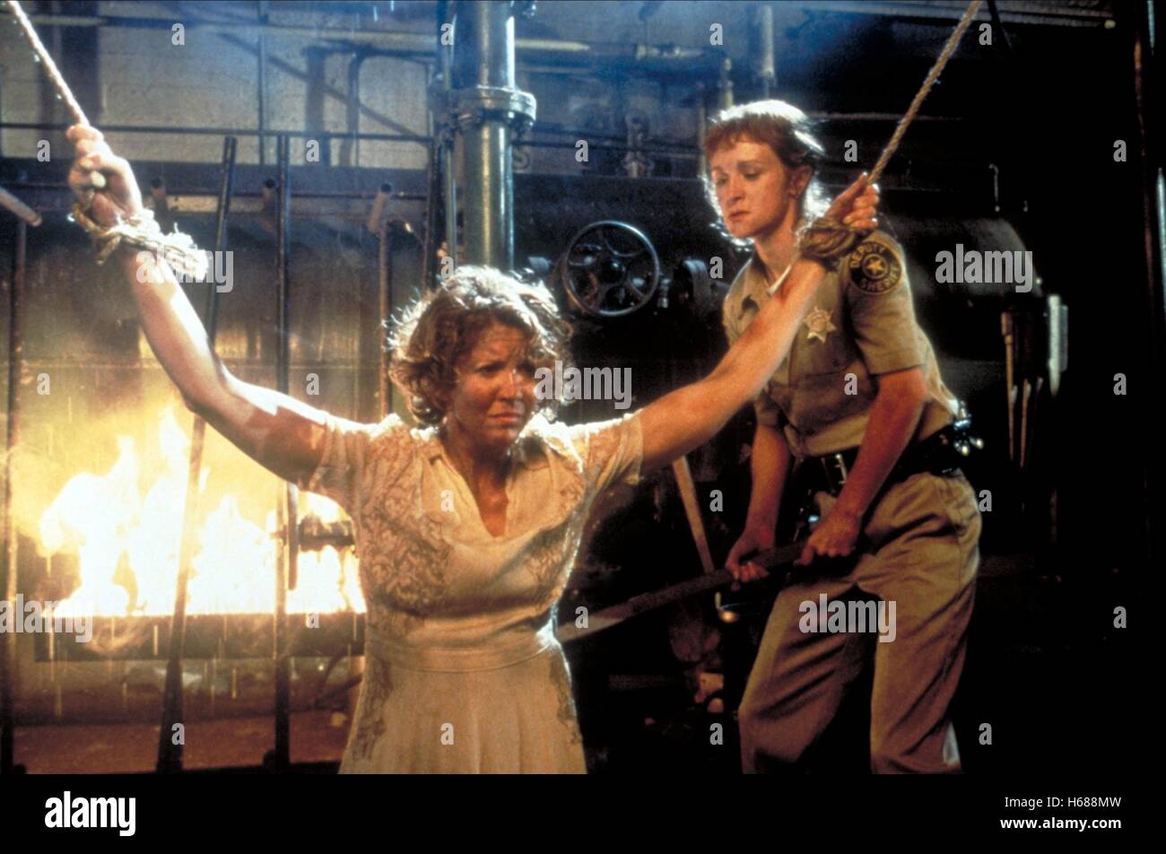 Nancy Allen Alix Koromzay Children Of The Corn 666 Isaacs Return 1999 Nancy Allen Alix Koromzay Children Of The Corn 666 Isaacs Return 1999