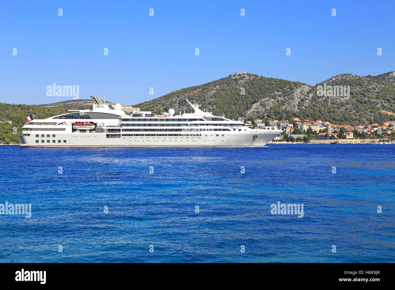 Cruise ship Ponant Le Lyrial passing Hvar Town, Hvar Island, Croatia, Dalmatia, Dalmatian Coast, Europe. Stock Photo