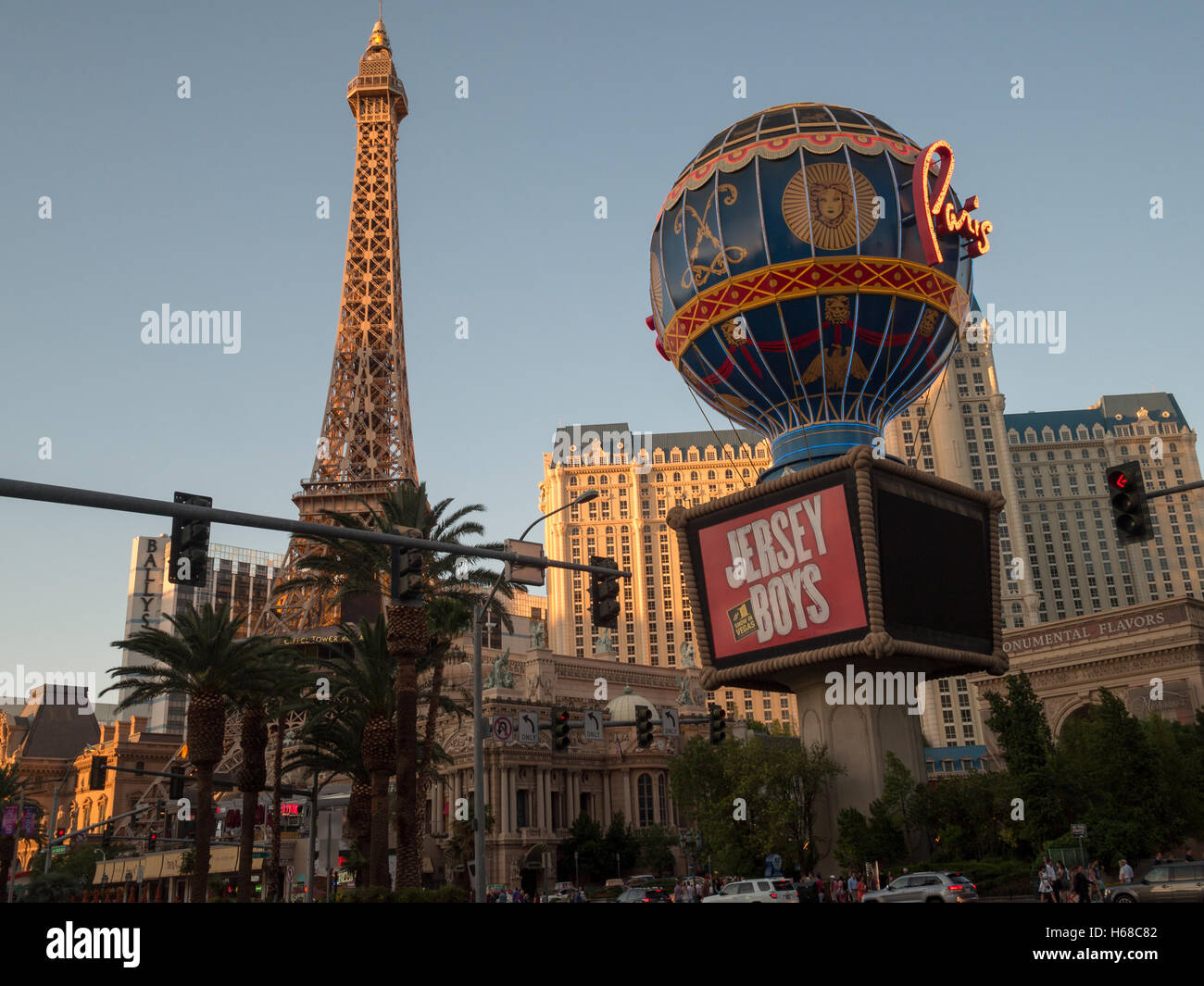 Paris Las Vegas Hotel and Casino at sundown Stock Photo Alamy