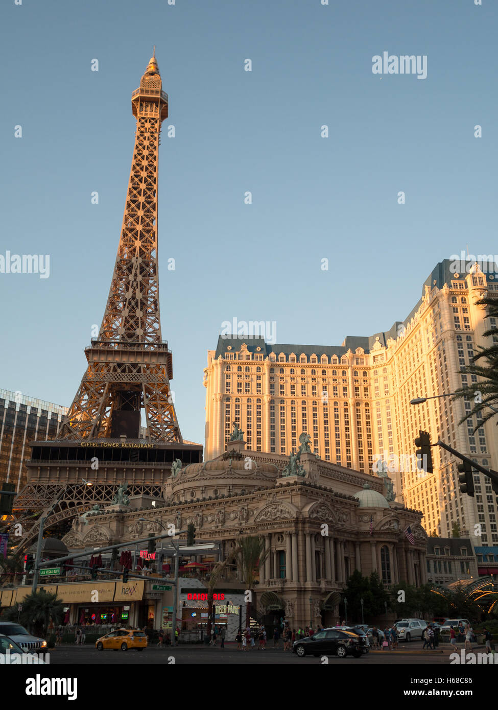 Paris Las Vegas Hotel and Casino at sundown Stock Photo Alamy