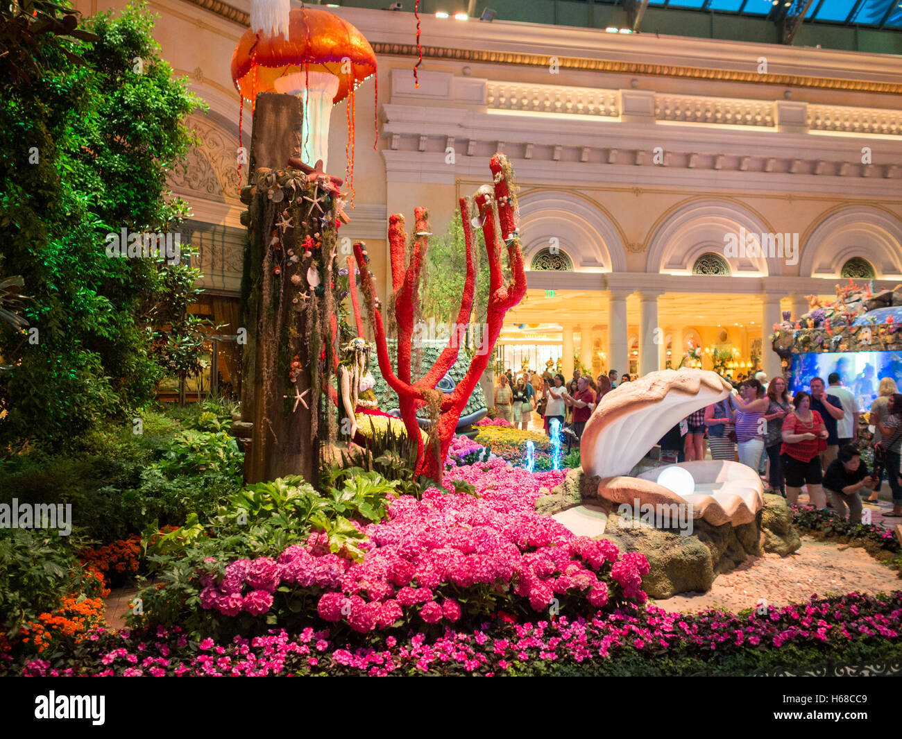 The kitsch aquatic decor of the Bellagio Hotel and Casino ground floor Stock Photo