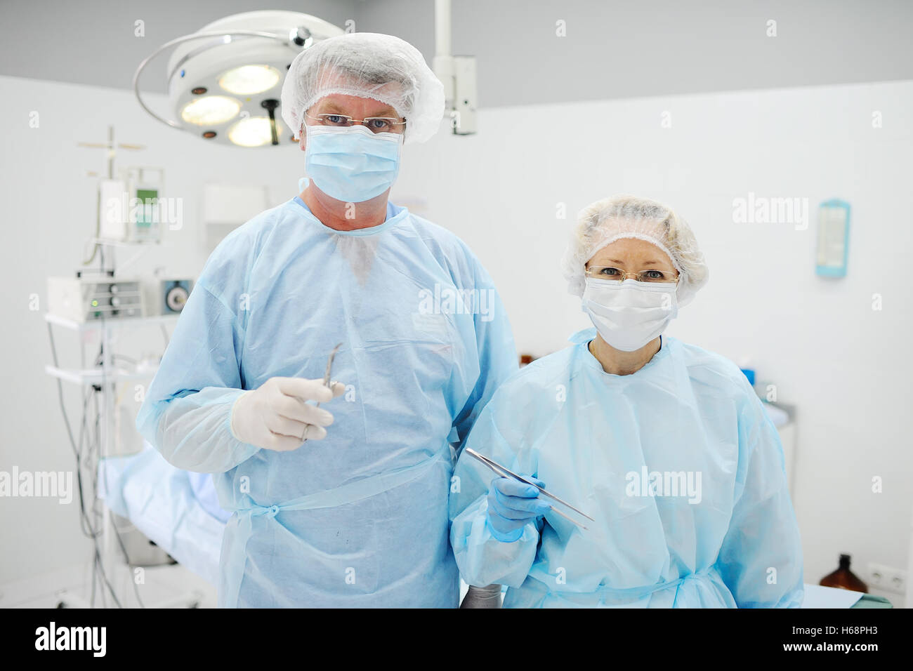 surgeons do surgery patient Stock Photo Alamy