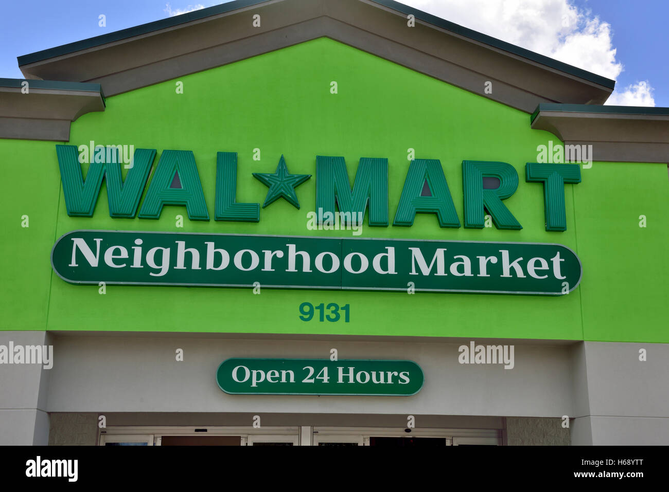 Walmart neighbourhood market store sign, Florida, USA Stock Photo